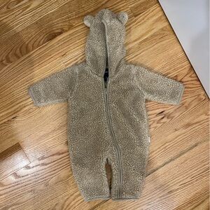 GAP Sherpa Baby Onesie 0-3M